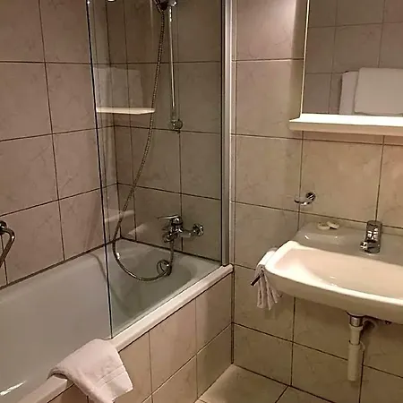 Patricia Self-Check-In Apartments & Spa Access At Alpen Resort 酒店 3*